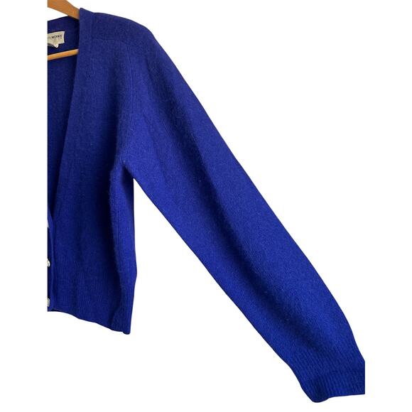 Vintage Yarn Works Size Large Lambswool Angora Blend Blue V Neck Cardigan - Picture 4 of 7